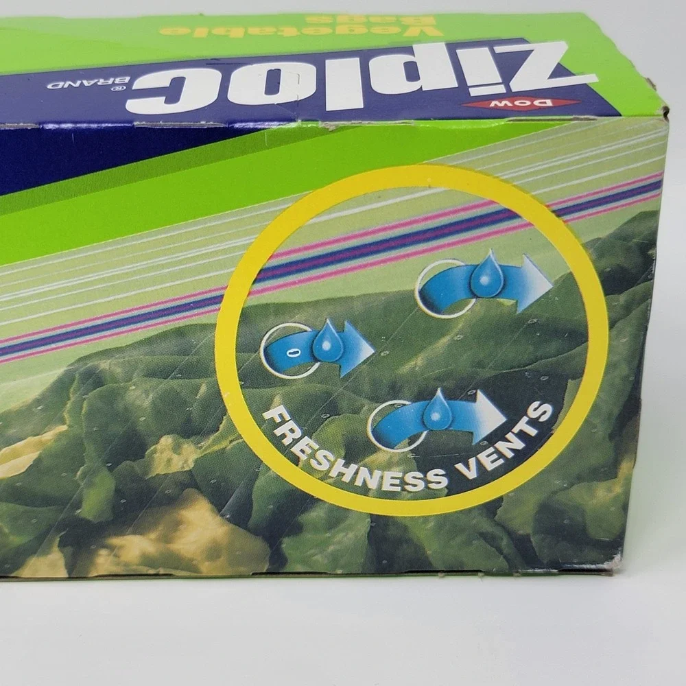 NOS Vintage Dow Ziploc Vegetable Freshness Bags - Gallon size NEW Box of 15 Bags